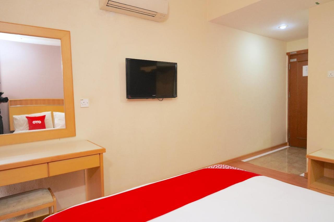 Oyo 89866 Houz Inn Bintulu Ngoại thất bức ảnh