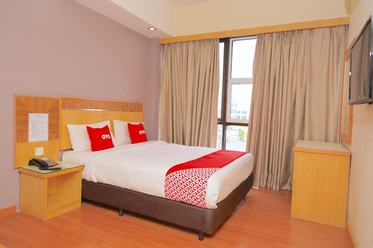 Oyo 89866 Houz Inn Bintulu Ngoại thất bức ảnh