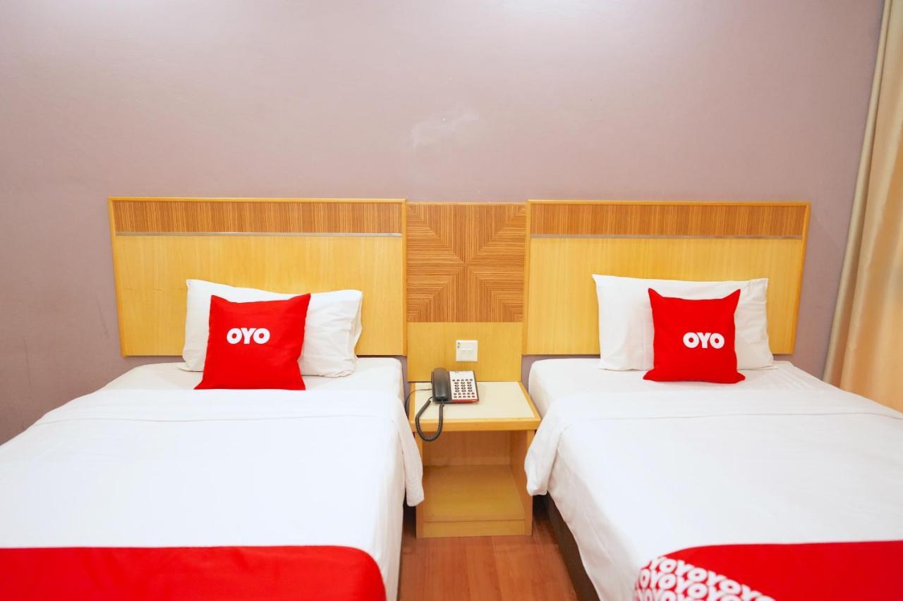 Oyo 89866 Houz Inn Bintulu Ngoại thất bức ảnh
