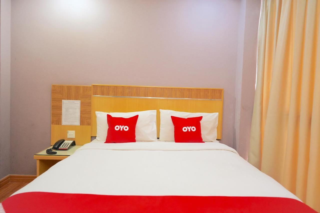 Oyo 89866 Houz Inn Bintulu Ngoại thất bức ảnh