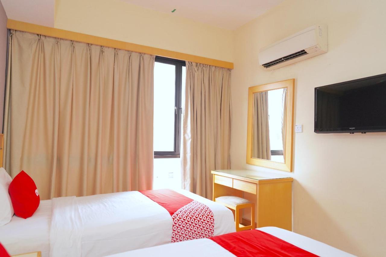 Oyo 89866 Houz Inn Bintulu Ngoại thất bức ảnh