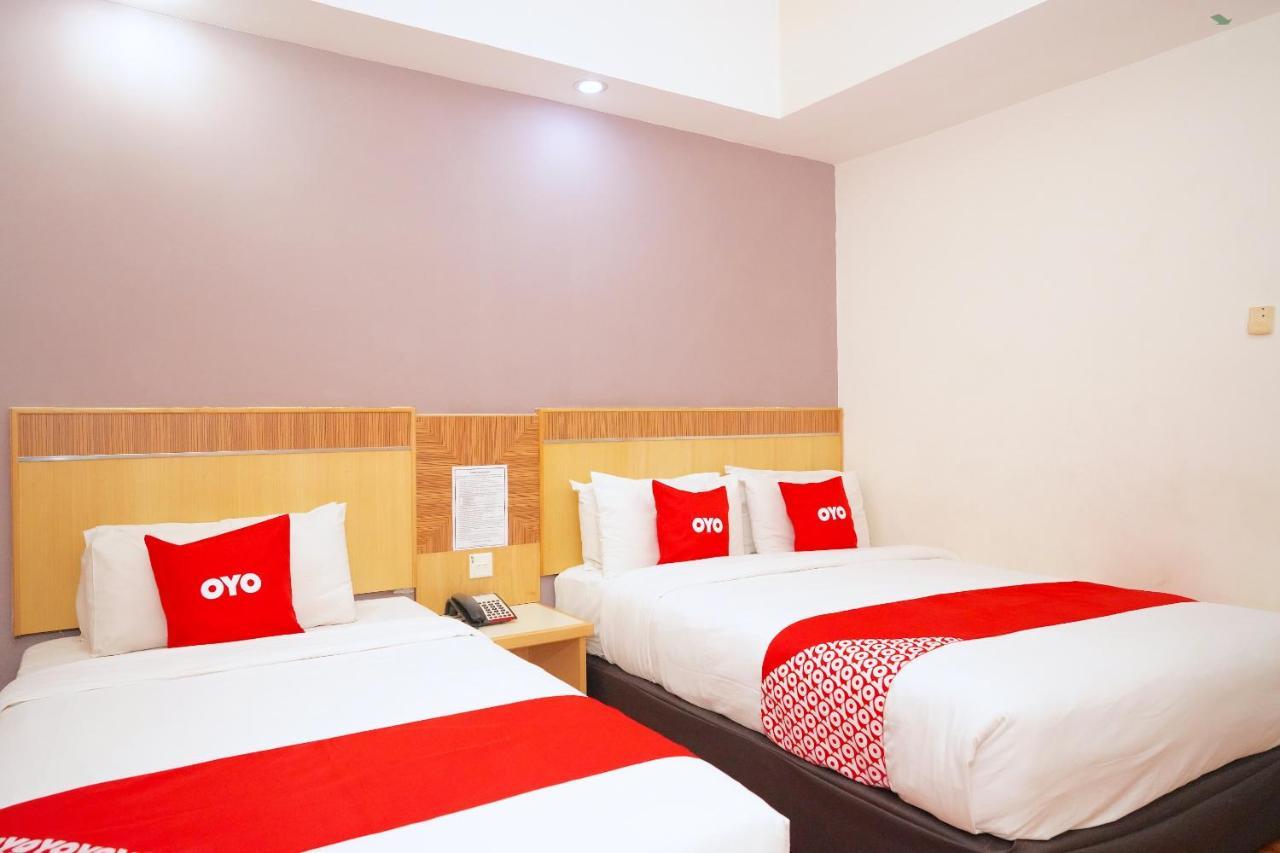 Oyo 89866 Houz Inn Bintulu Ngoại thất bức ảnh
